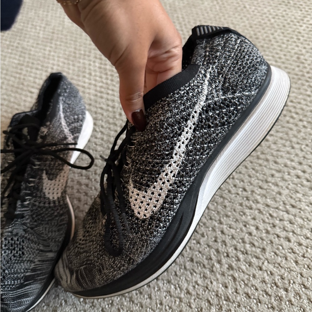 Nike Black and White Flyknit Sneakers - Picture 4 of 5